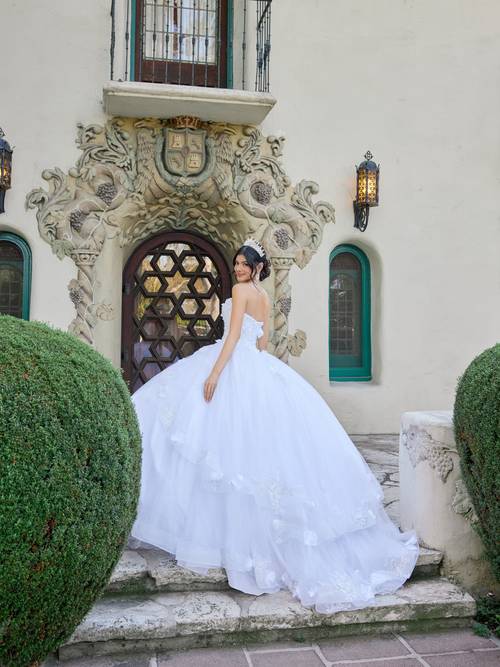 White Style 1495HW back view