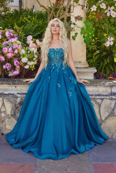 Elizabeth's Boutique Dress Shop | Prom, Quinceaera & Formal Gowns |  Scranton, PA